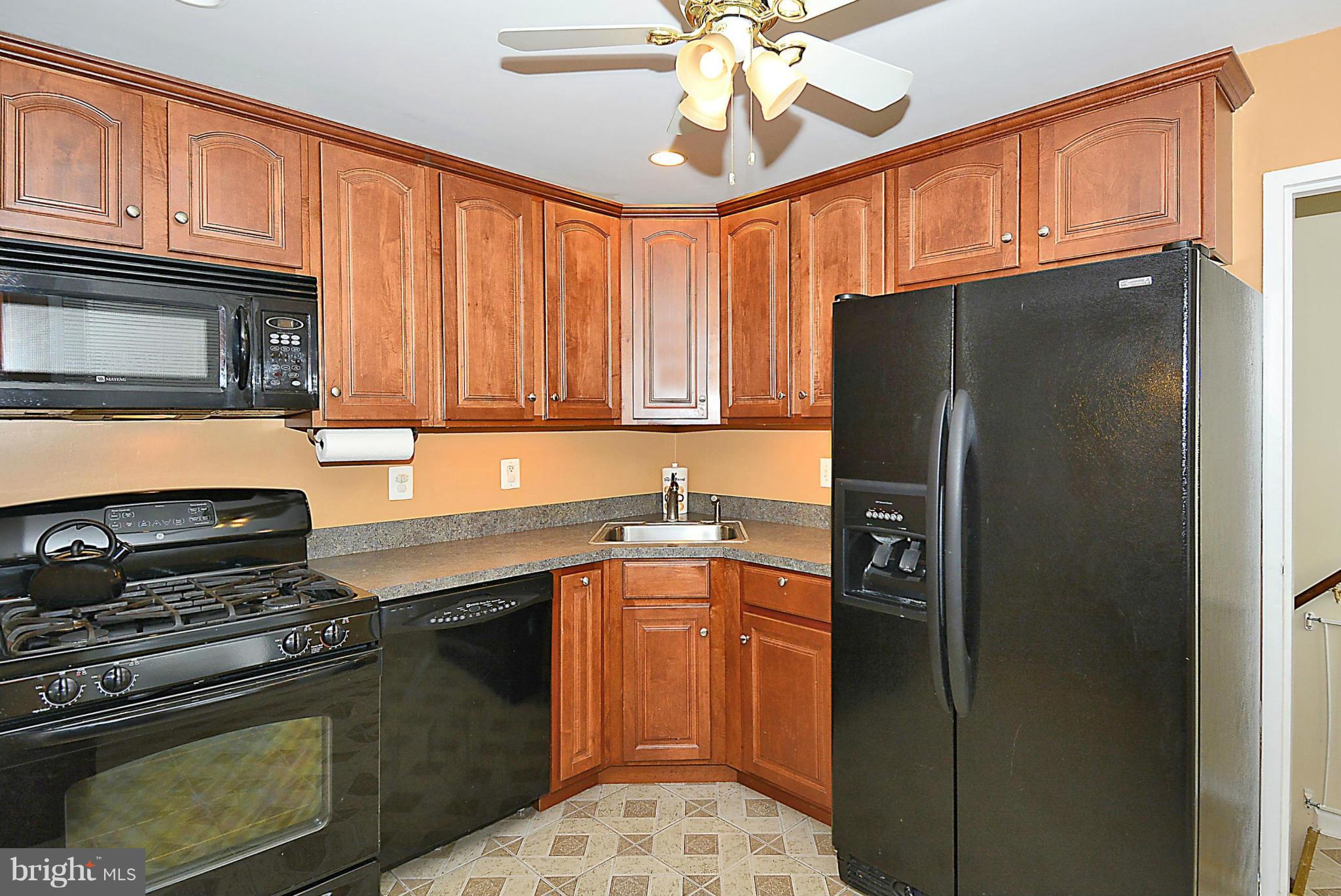 904 Gabel Street Silver Spring, MD 20901 - Photo 8 of 23 Kitchen