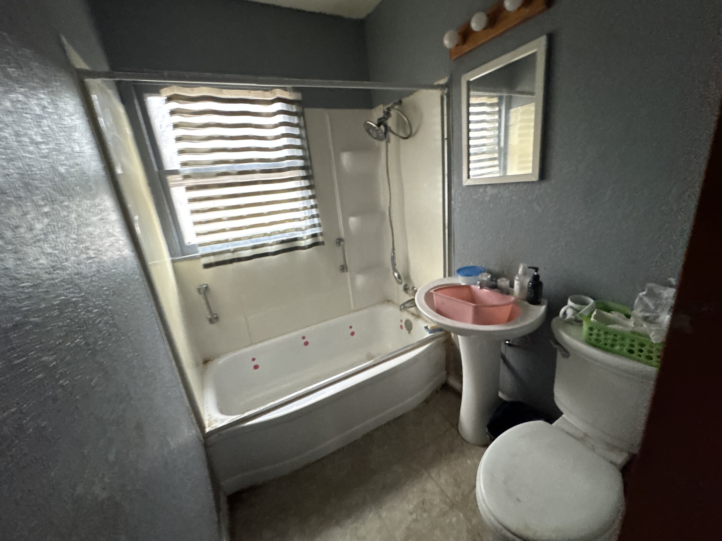 2714 9th Street Rock Island, IL 61201 - Photo 5 of 7