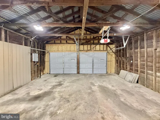 a view of garage