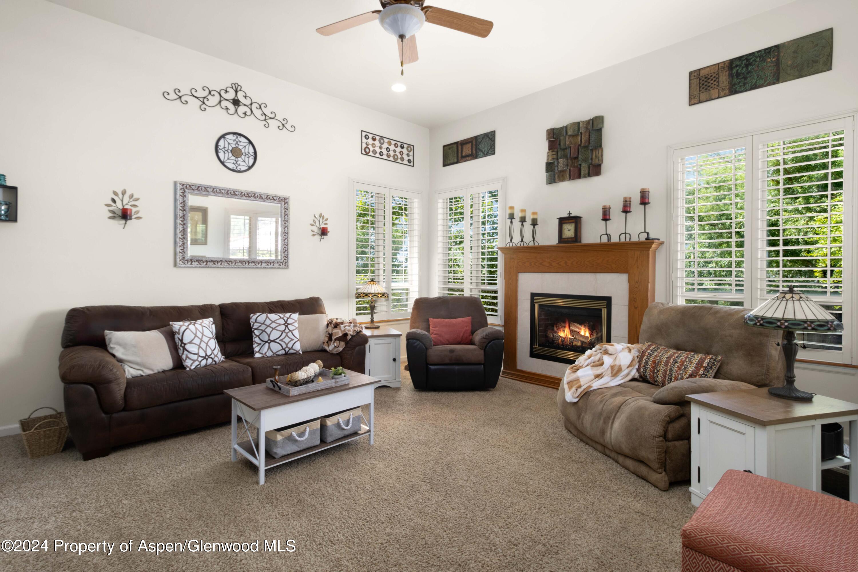 1401 Fir Court Rifle, CO 81650 - Photo 16 of 33 Living Room