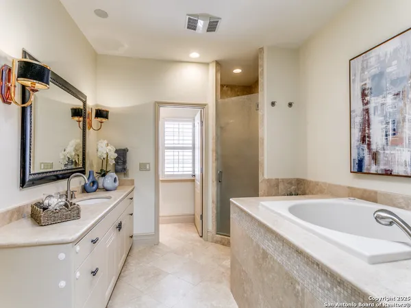 $3,750 | 7897 Broadway, Unit 1001, San Antonio, TX 78209