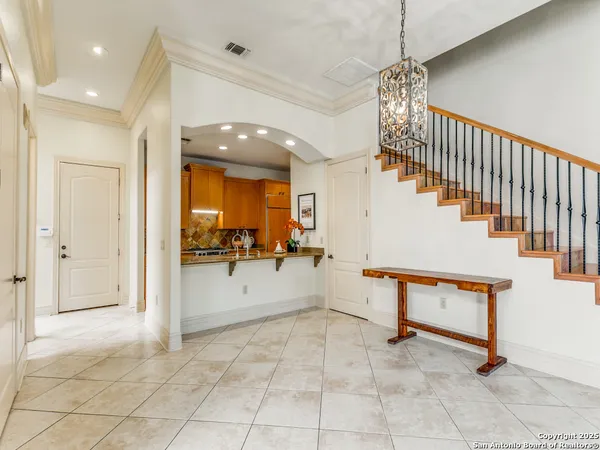 $3,750 | 7897 Broadway, Unit 1001, San Antonio, TX 78209