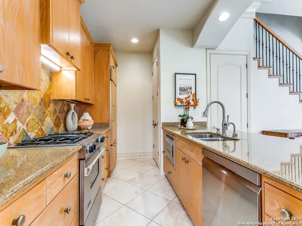 $3,750 | 7897 Broadway, Unit 1001, San Antonio, TX 78209