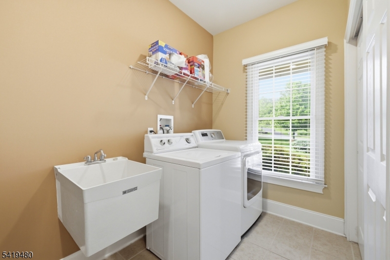 8 Ridgeline Drive Long Valley, NJ 07853 - Photo 24 of 50