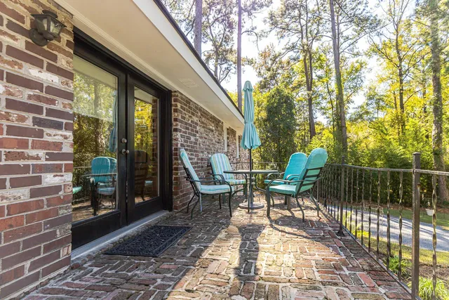 $739,999 | 110 Carroll Court, Summerville, SC 29483