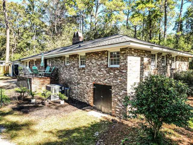 $739,999 | 110 Carroll Court, Summerville, SC 29483