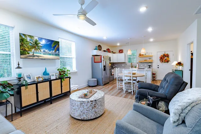 $739,999 | 110 Carroll Court, Summerville, SC 29483