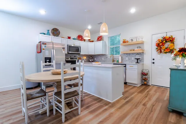 $739,999 | 110 Carroll Court, Summerville, SC 29483