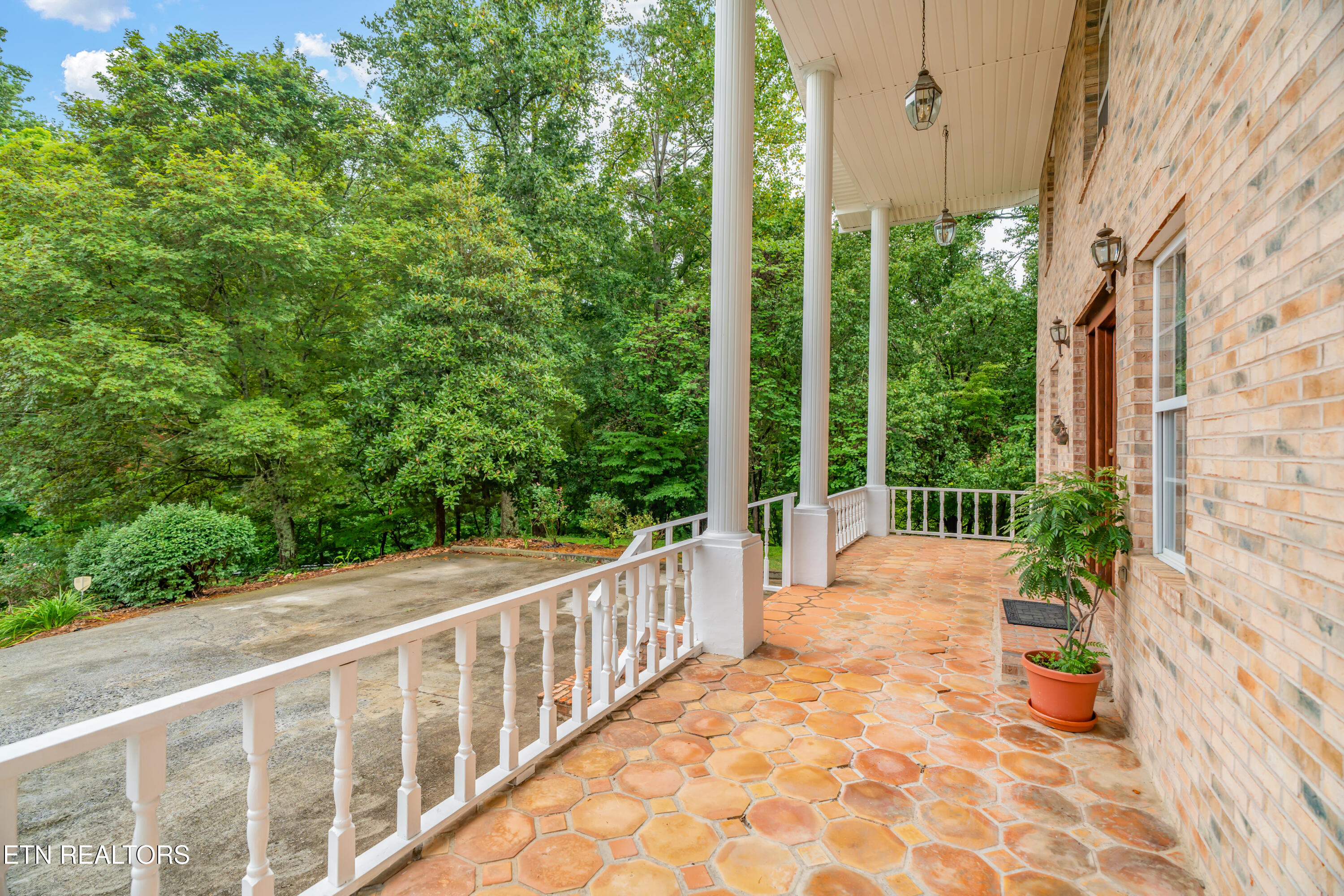 233 Duncan Hollow Road Harriman, TN 37748 - Photo 11 of 49 233 Duncan Hollow Road-61