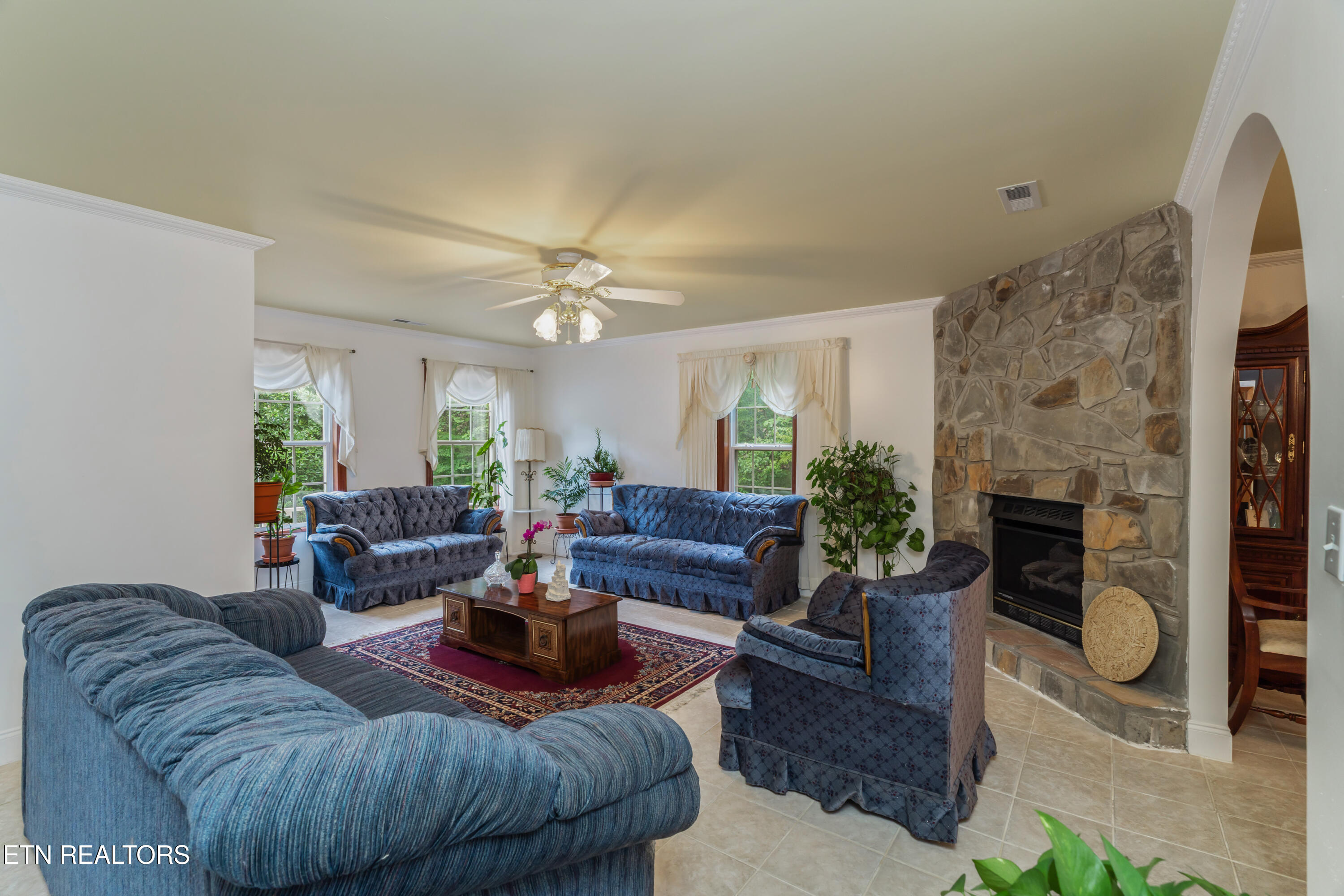 233 Duncan Hollow Road Harriman, TN 37748 - Photo 4 of 49 233 Duncan Hollow Road-3