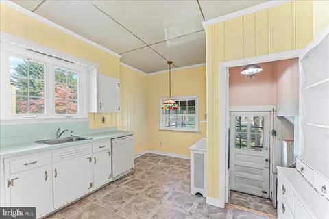 $439,900 | 89 Saxer Avenue, Springfield, PA 19064