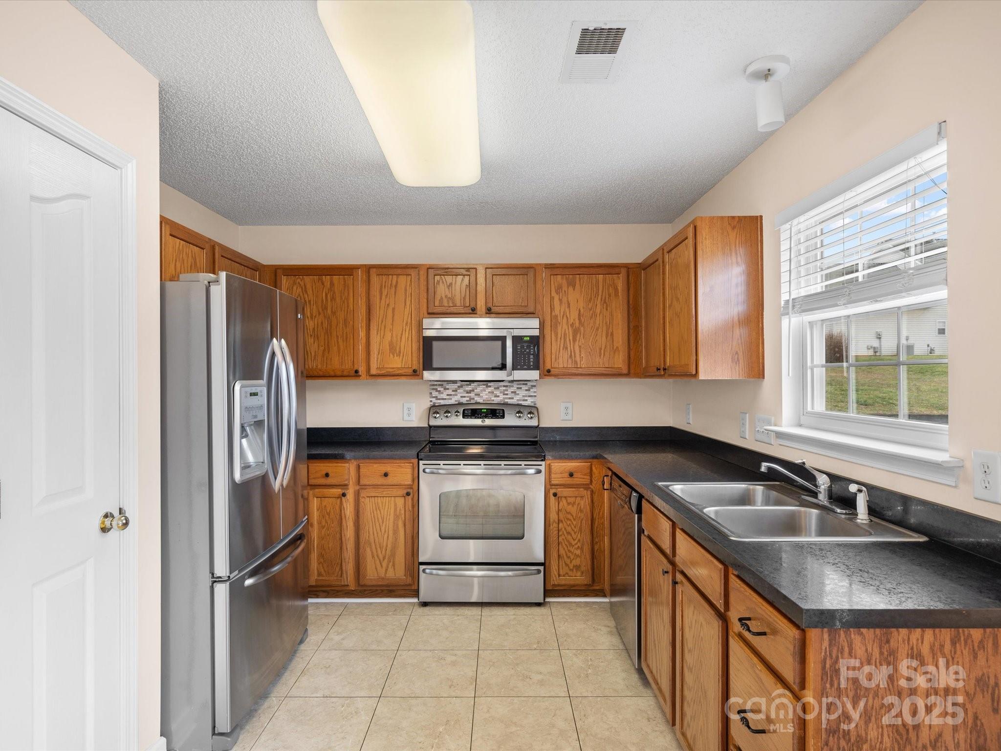 13108 Rothe House Road, Unit 167 Charlotte, NC 28273 - Photo 15 of 40 Gallery Image 15
