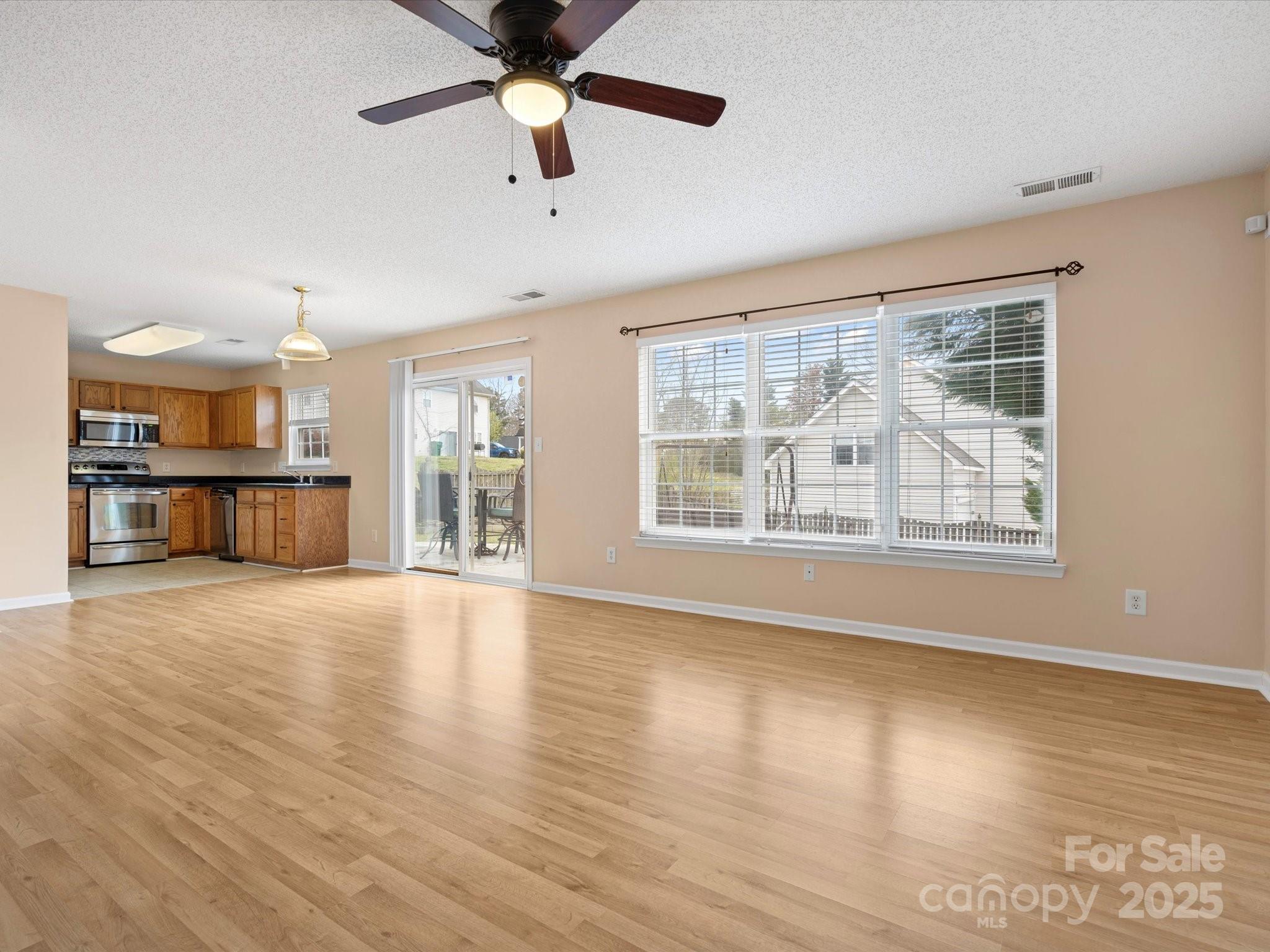 13108 Rothe House Road, Unit 167 Charlotte, NC 28273 - Photo 7 of 40 Gallery Image 7