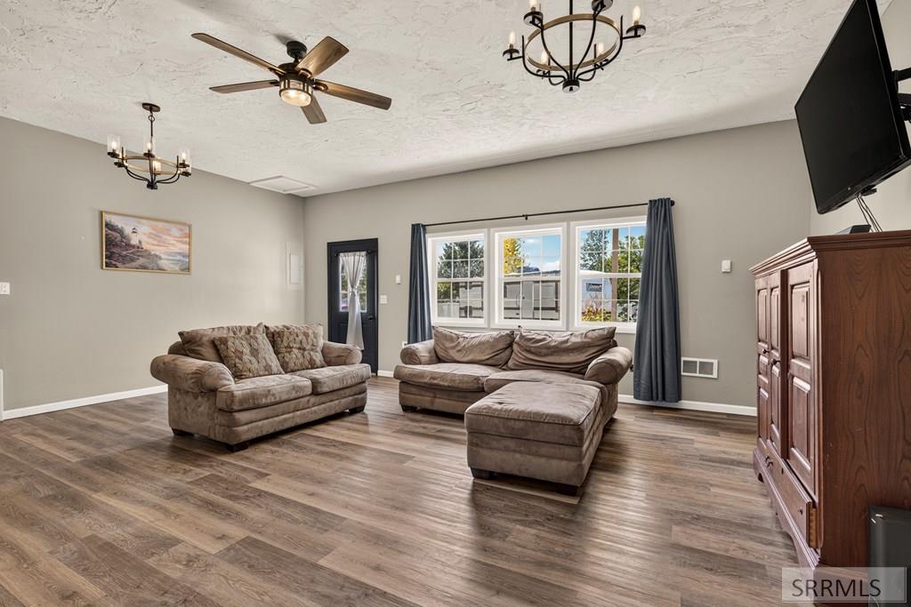 3974 East Wanda Ammon, ID 83406 - Photo 9 of 66 Living Room