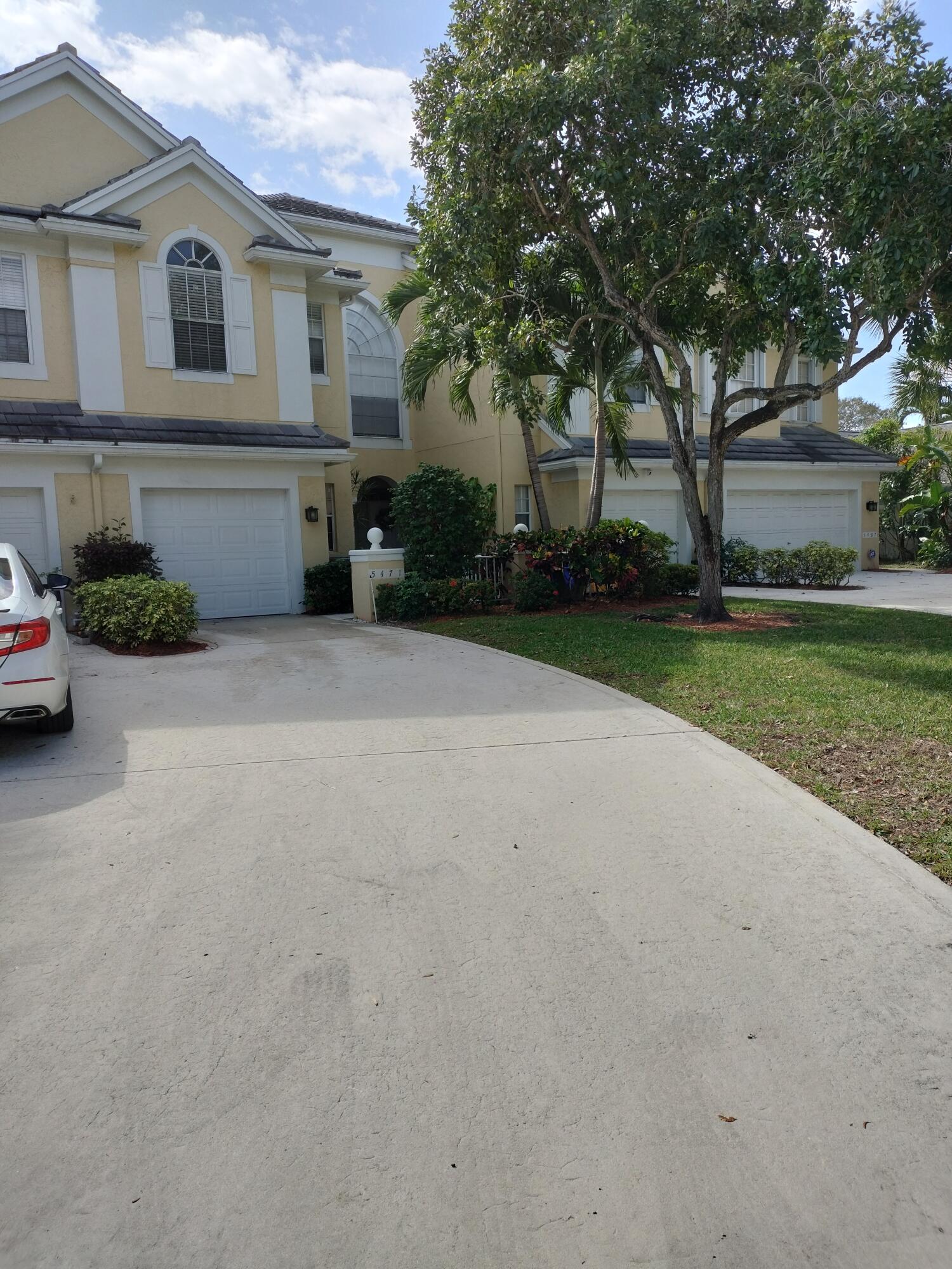 5471 Grand Park Place, Unit 5471 Boca Raton, FL 33486 - Photo 1 of 12 FAIRFIELD @ BOCA 370