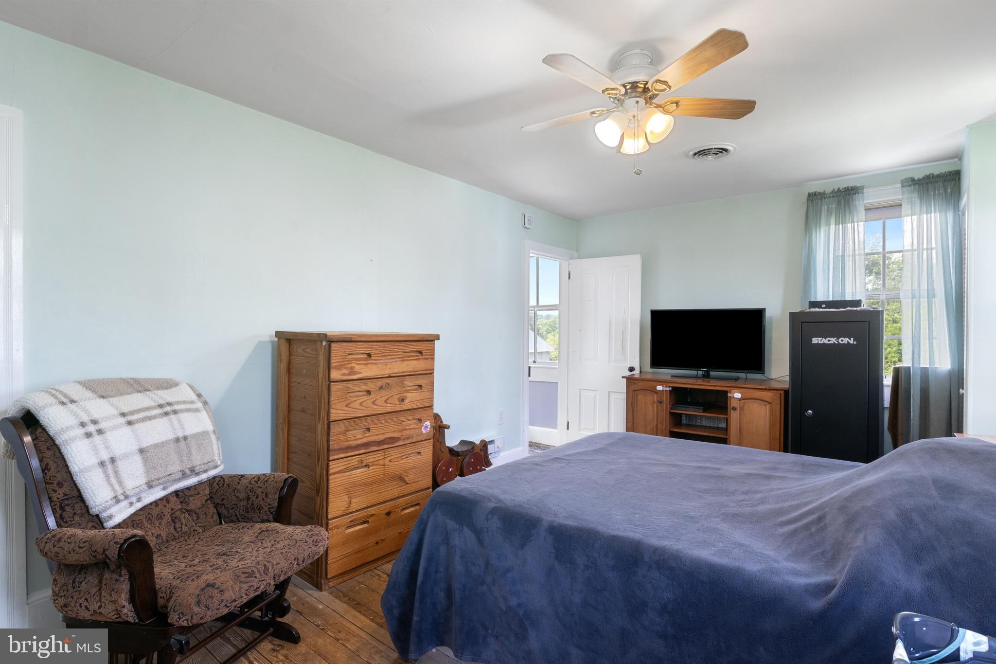 2518 New Park Road New Park, PA 17352 - Photo 16 of 48 Gallery Image 16