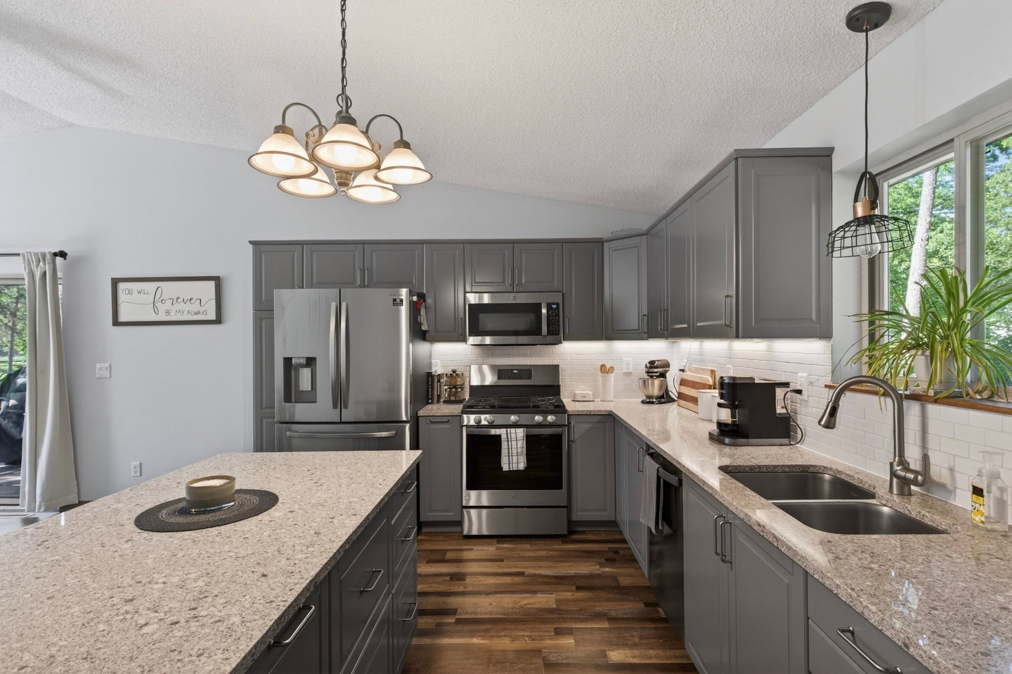 3217 Coon Avenue Stevens Point, WI 54481 - Photo 2 of 42