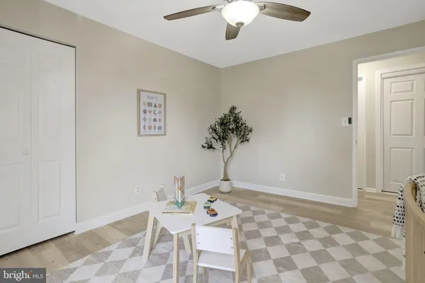 $385,000 | 7800 Dassett Court, Unit 204, Annandale, VA 22003