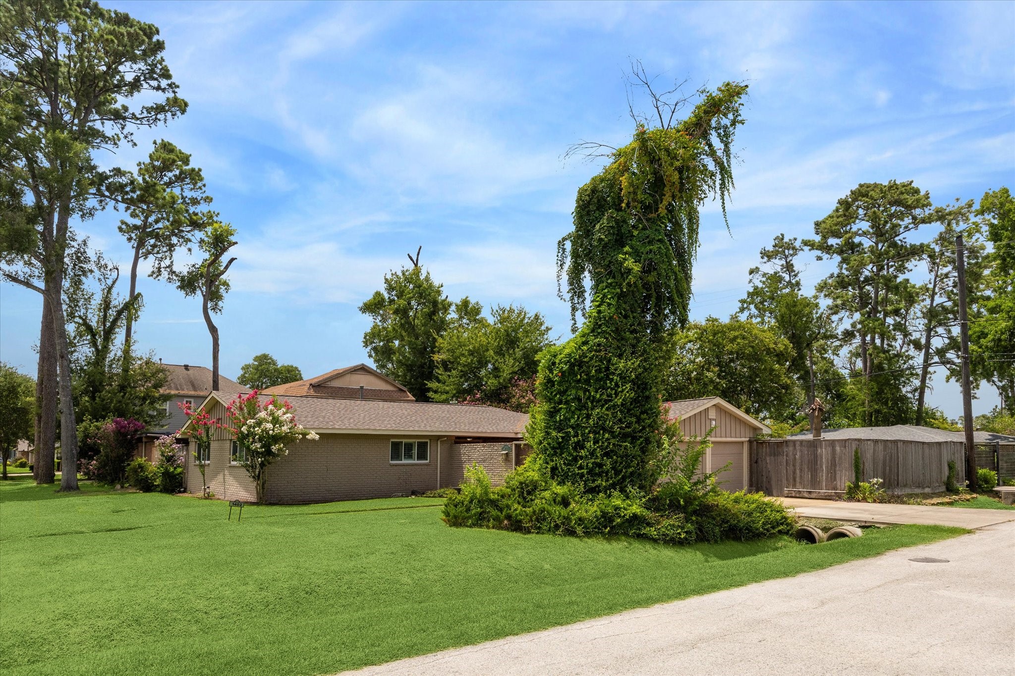 1402 Lehman Street Houston, TX 77018 - Photo 17 of 29 View from corner.