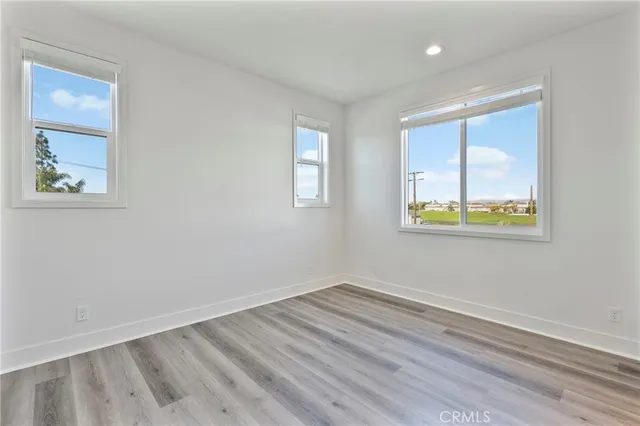 $5,000 | 19071 Main Street, Unit 125, Huntington Beach, CA 92648