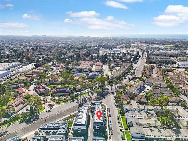 $5,000 | 19071 Main Street, Unit 125, Huntington Beach, CA 92648