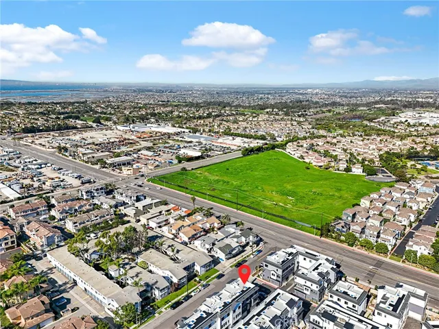 $5,000 | 19071 Main Street, Unit 125, Huntington Beach, CA 92648