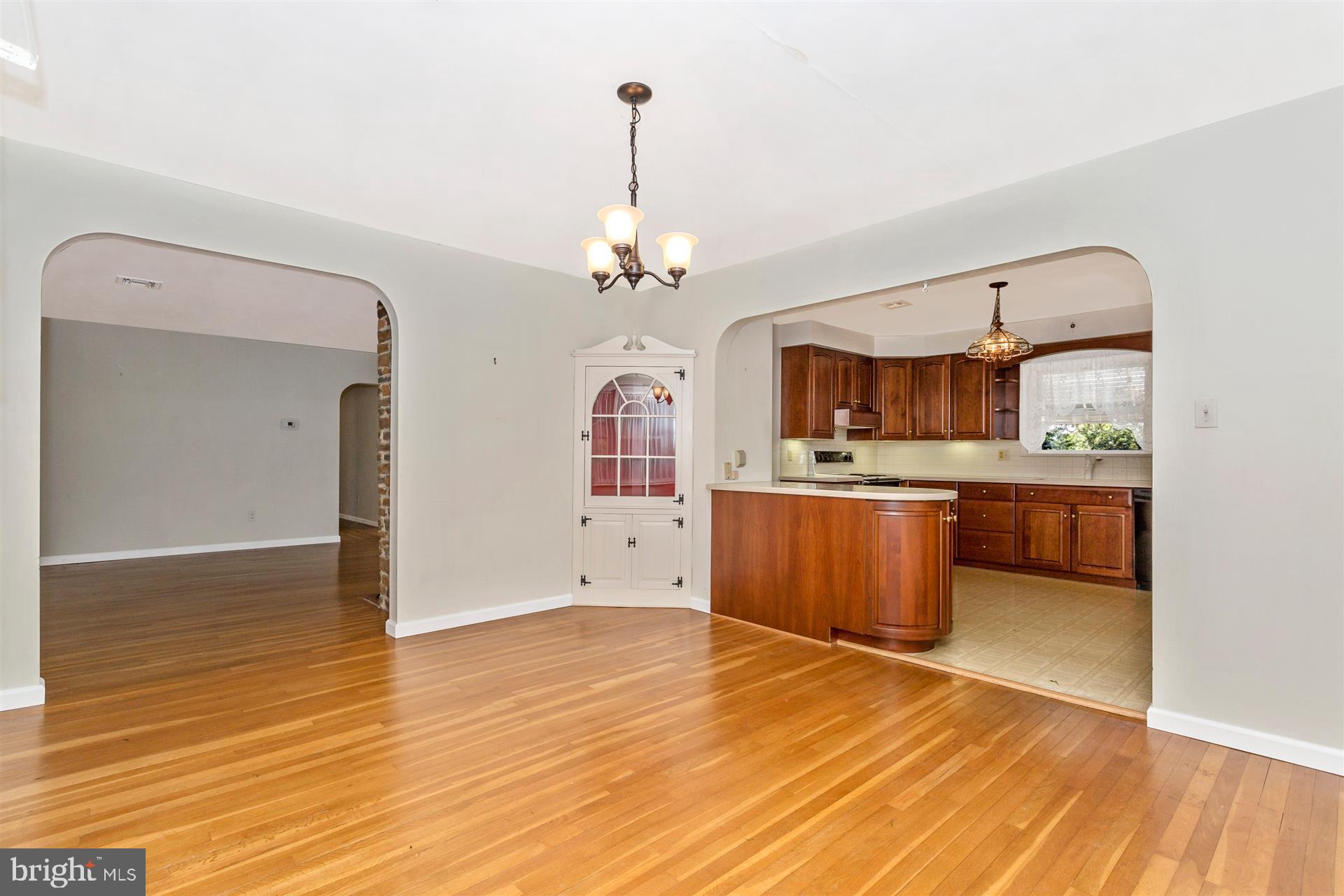 4340 Paradise Road Dover, PA 17315 - Photo 18 of 30 Dining Room