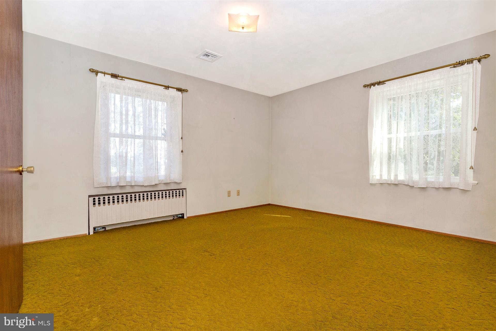 4340 Paradise Road Dover, PA 17315 - Photo 28 of 30 Bedroom (Master)