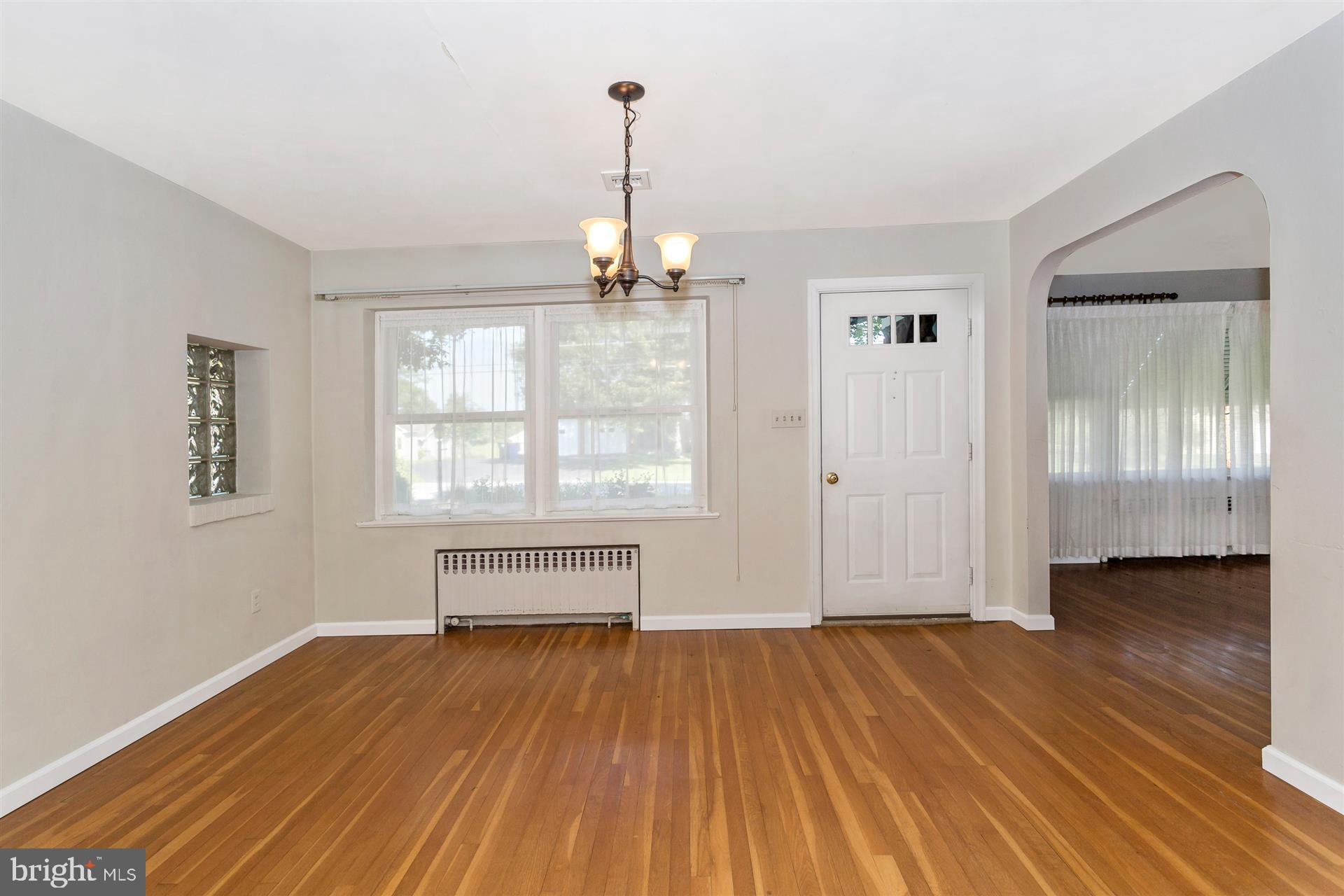 4340 Paradise Road Dover, PA 17315 - Photo 5 of 30 Dining Room