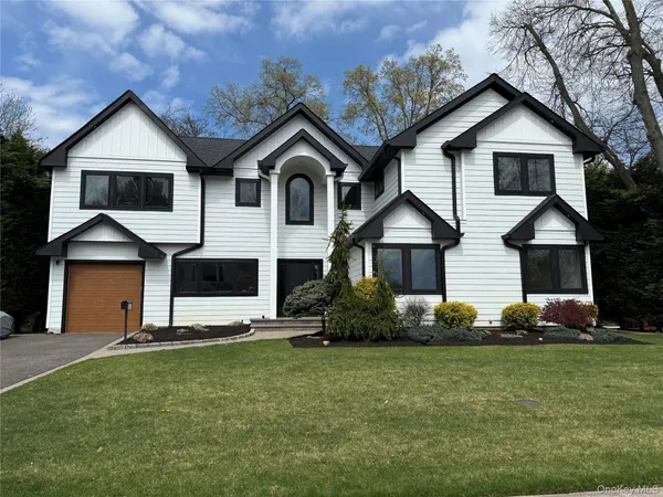 $2,489,888 | 43 Marian Lane, Jericho, NY 11753
