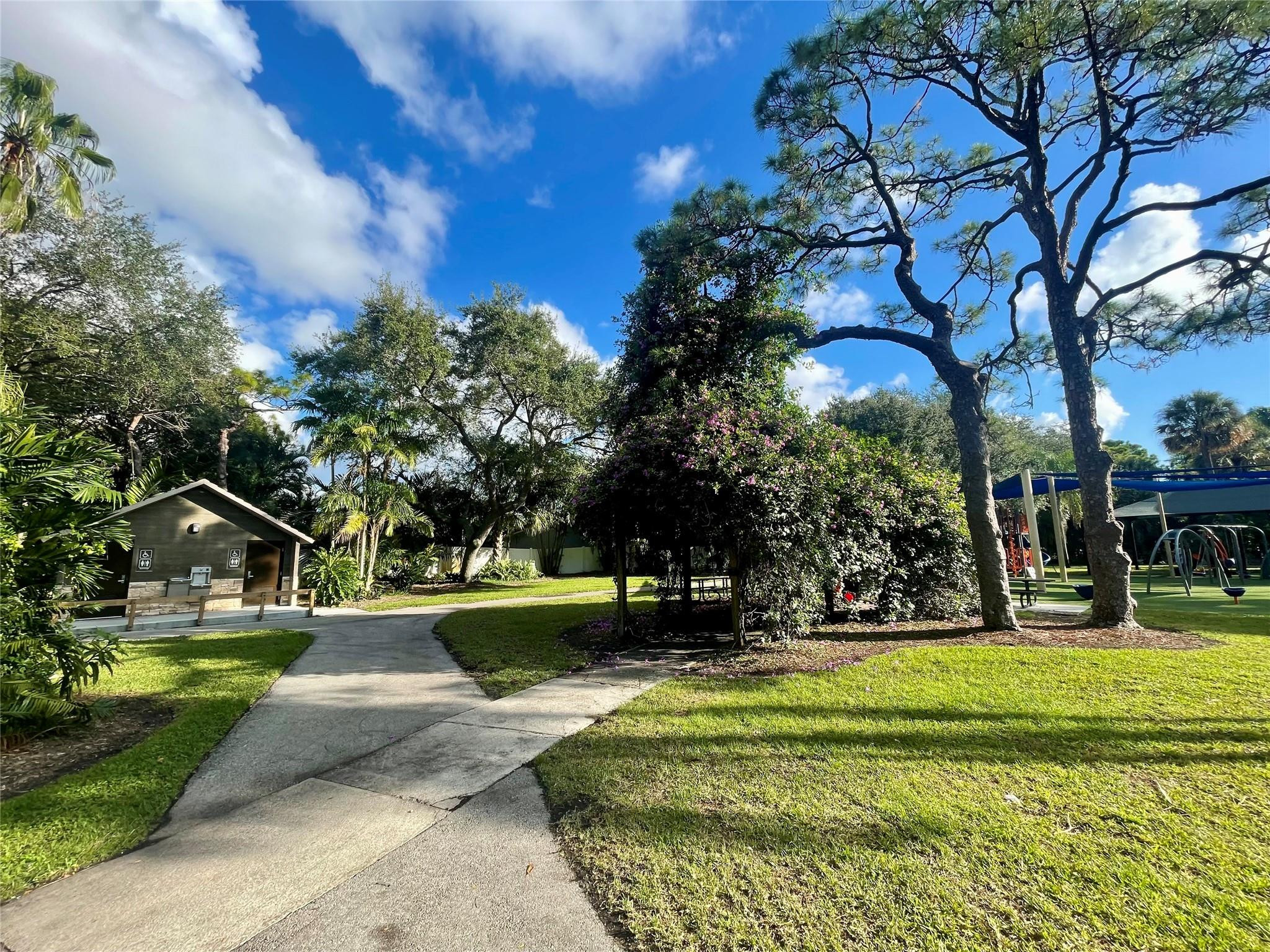 41 Deer Creek Road, Unit G110 Deerfield Beach, FL 33442 - Photo 21 of 40 Photo 21