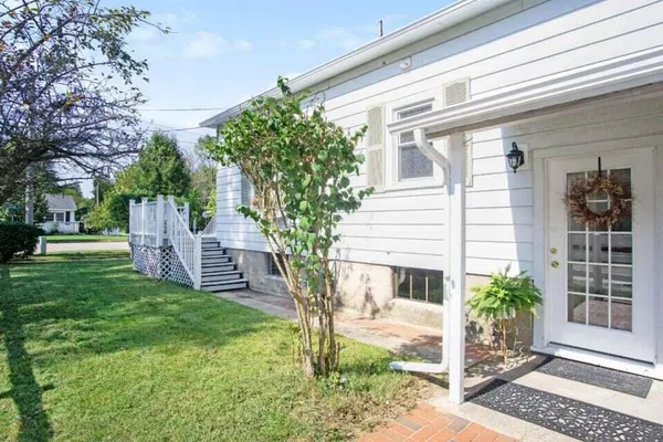 $420,000 | 206 North Lake Avenue, Unit A & B, Spring Lake, MI 49456