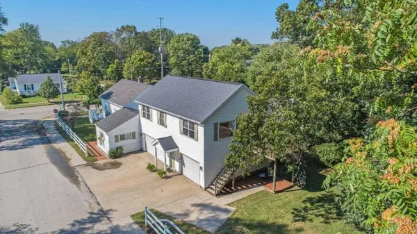 $420,000 | 206 North Lake Avenue, Unit A & B, Spring Lake, MI 49456