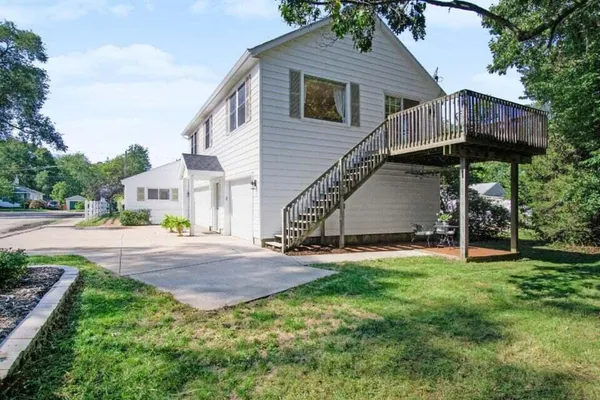 $420,000 | 206 North Lake Avenue, Unit A & B, Spring Lake, MI 49456