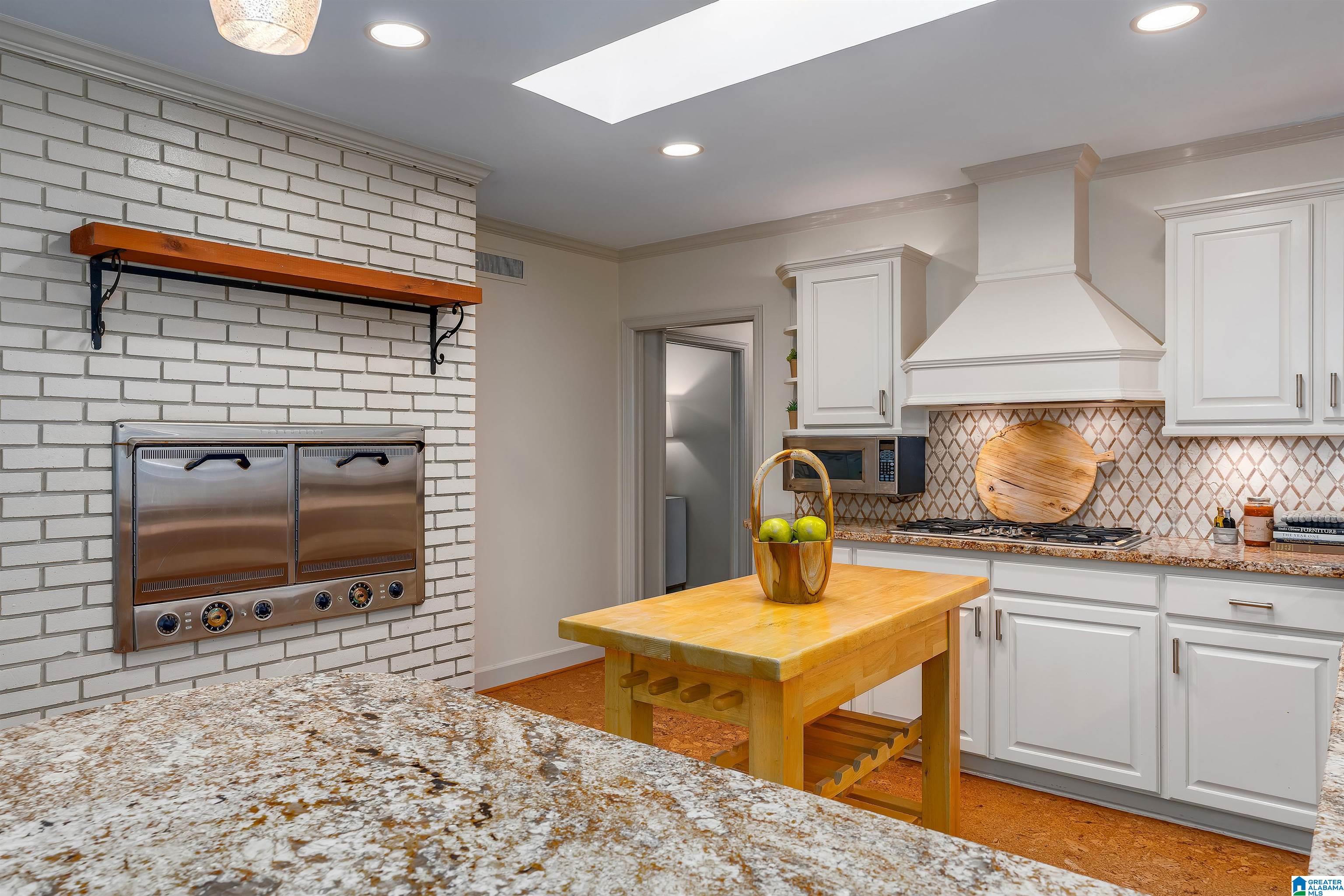 3636 Woodvale Road Birmingham, AL 35223 - Photo 15 of 43