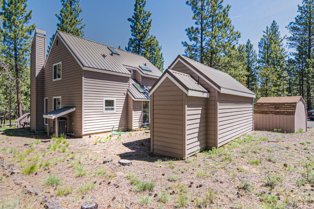16939 Jacinto Road Bend, OR 97707 - Photo 7 of 83 Jacinto Rd 16939 (7 of 41)