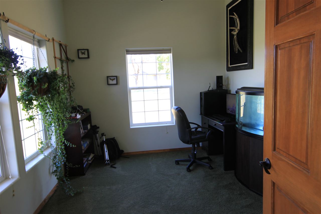 26316 North Madison Road Chattaroy, WA 99003 - Photo 3 of 20