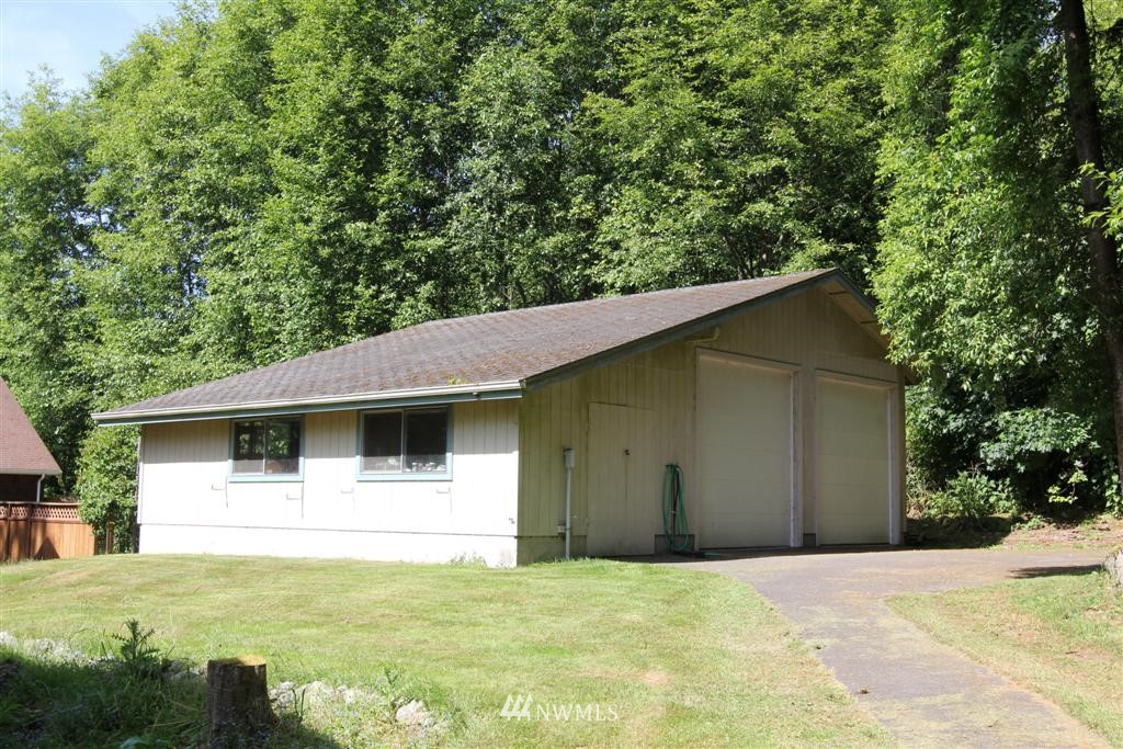5237 West Shore Road Anacortes, WA 98221 - Photo 3 of 15 Gallery Image 3