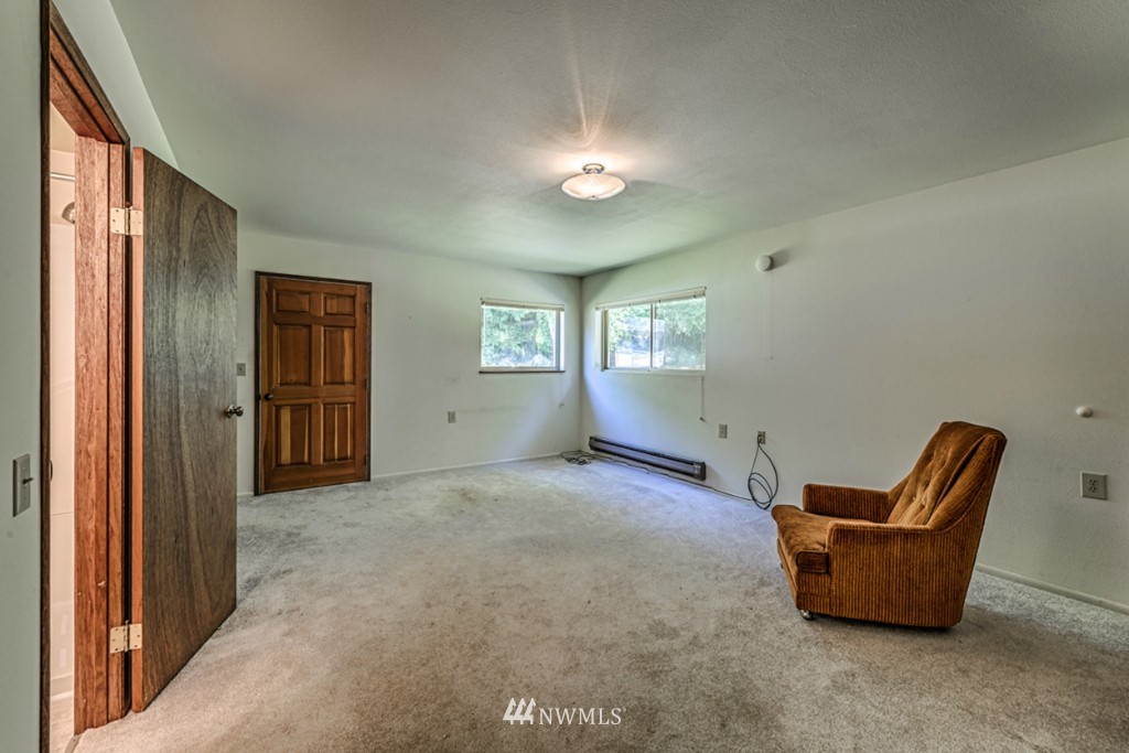 5237 West Shore Road Anacortes, WA 98221 - Photo 8 of 15 Gallery Image 8