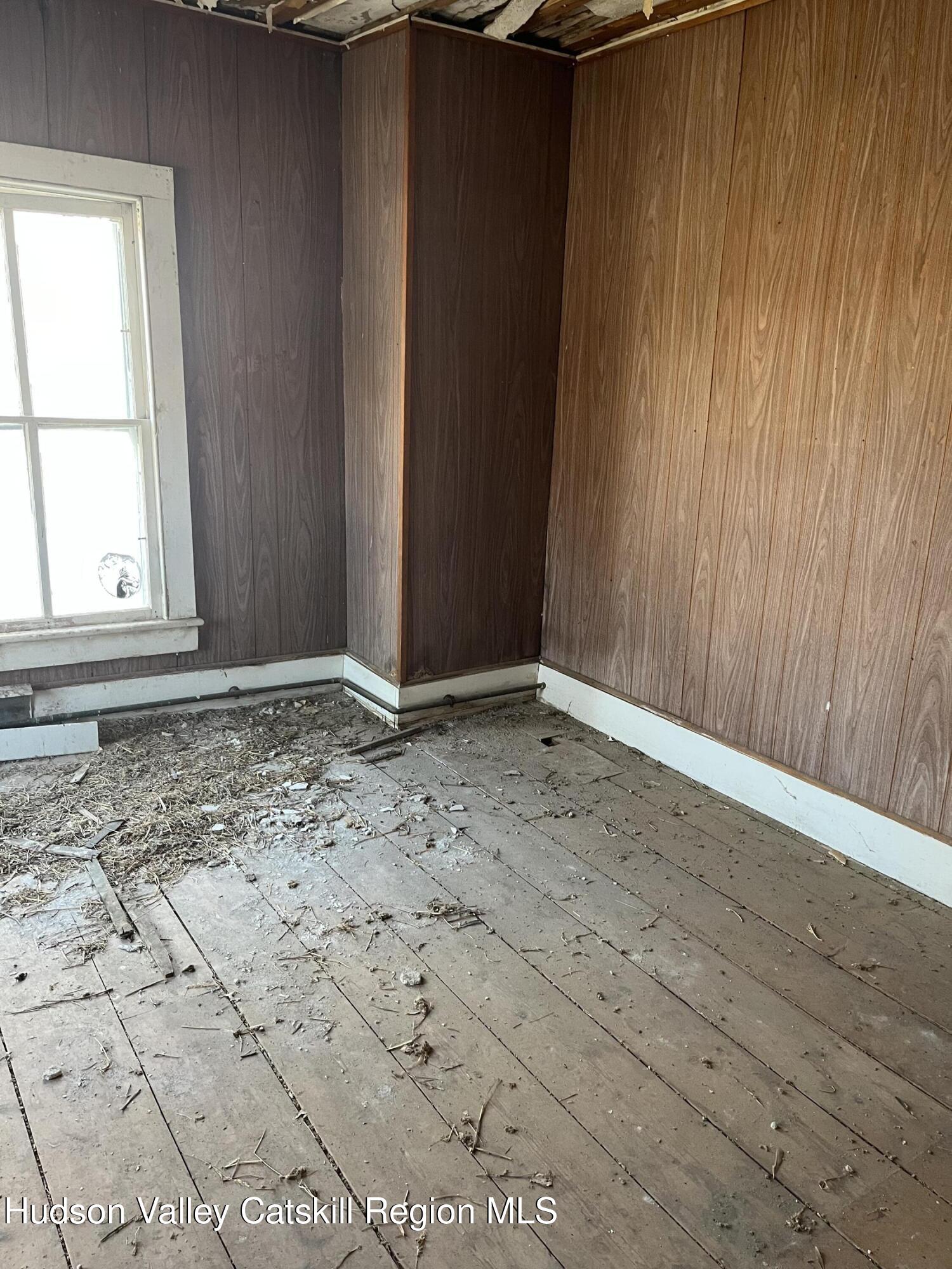 519 Old Rte 23 Acra, NY 12405 - Photo 16 of 18 an empty room with window