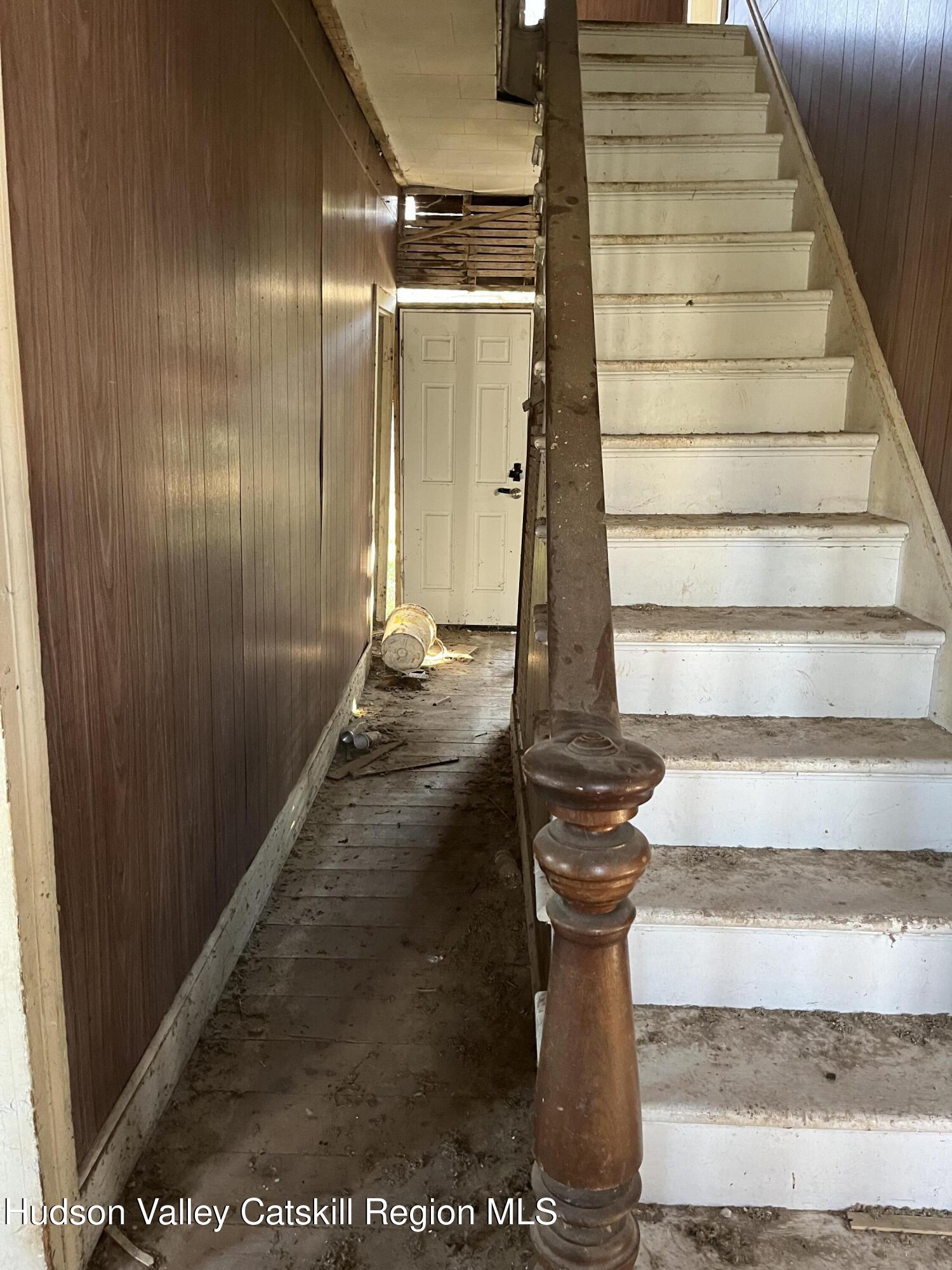 519 Old Rte 23 Acra, NY 12405 - Photo 5 of 18 a view of entryway