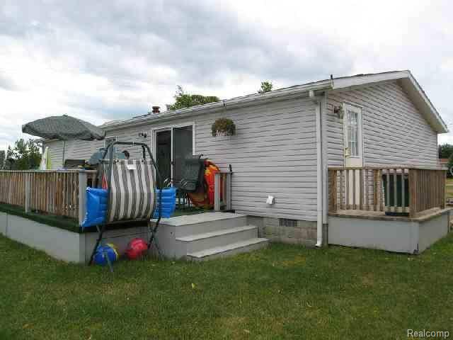 9770 Page Road Marlette, MI 48453 - Photo 6 of 8 Back
