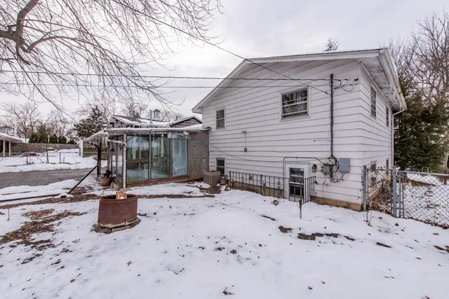 $254,900 | 1607 North Channel Drive, Round Lake Beach, IL 60073