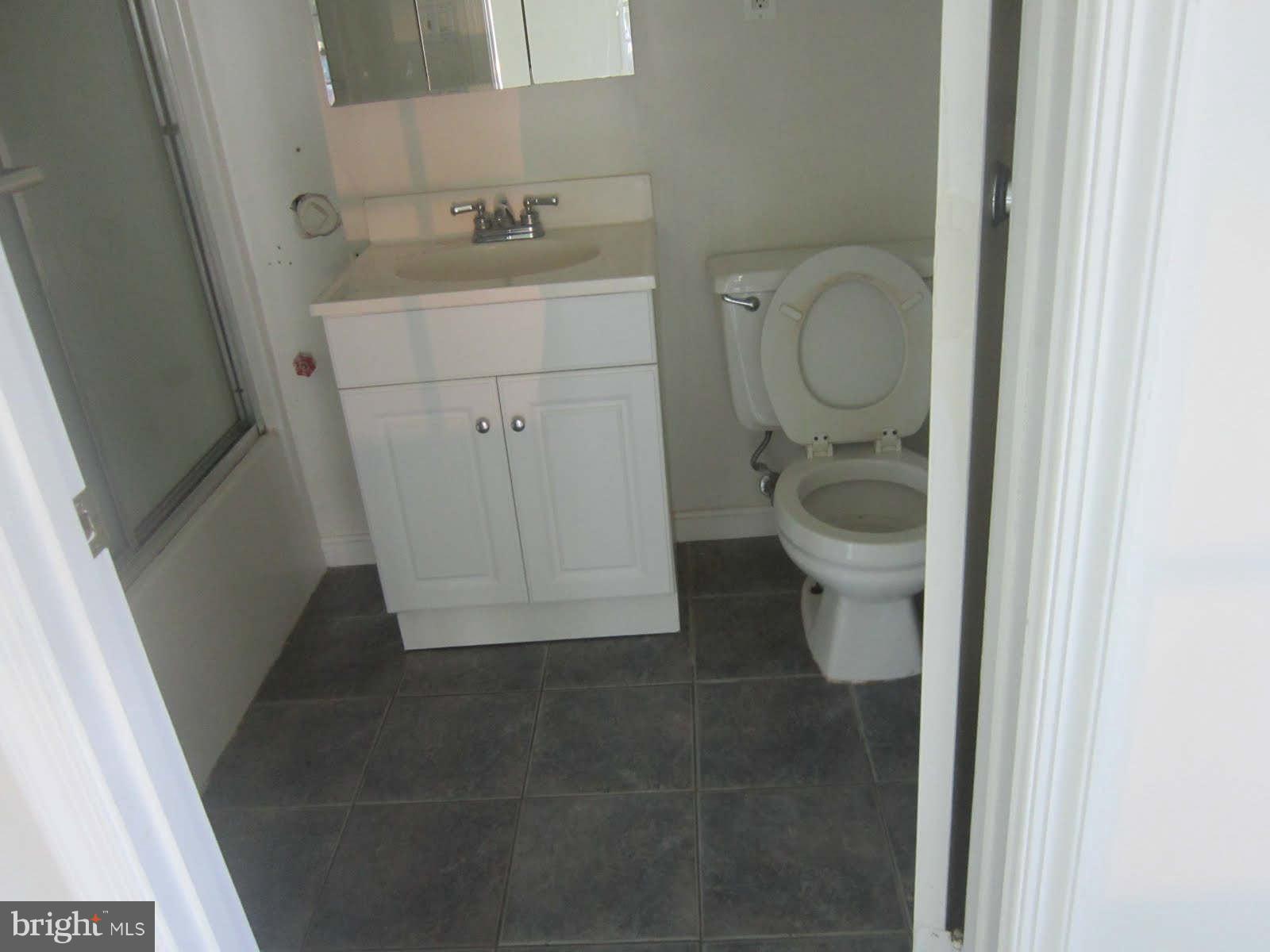 12000 Pierce Road Waldorf, MD 20601 - Photo 8 of 16 Bath