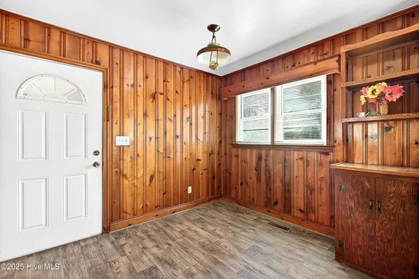 $210,000 | 803 Pinetree Drive, New Bern, NC 28562