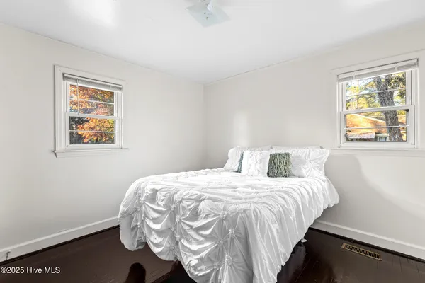 $210,000 | 803 Pinetree Drive, New Bern, NC 28562