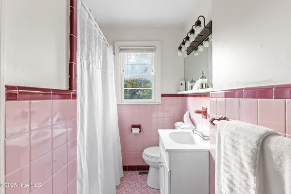 $210,000 | 803 Pinetree Drive, New Bern, NC 28562