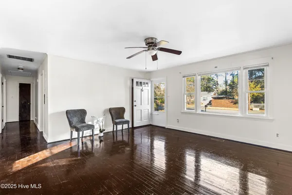 $210,000 | 803 Pinetree Drive, New Bern, NC 28562