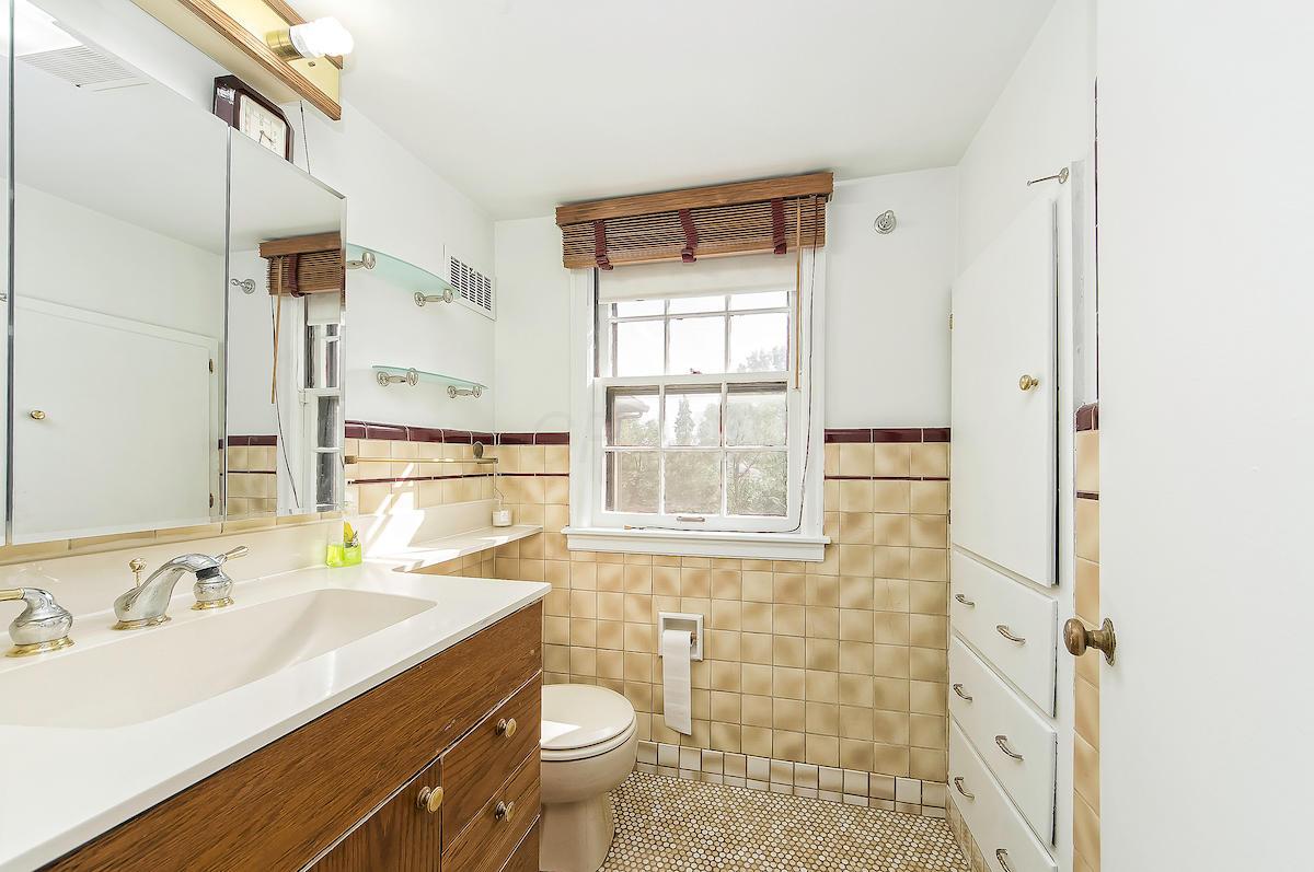 2783 Bryden Road Columbus, OH 43209 - Photo 19 of 42