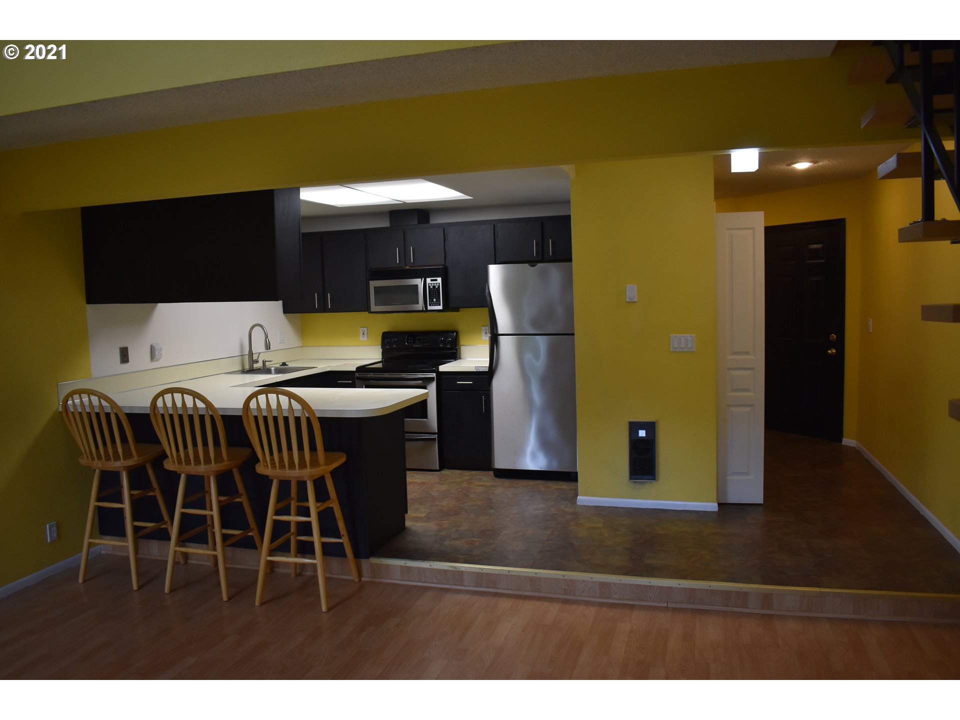 4690 Southwest Comus Place Portland, OR 97219 - Photo 16 of 32 Gallery Image 16